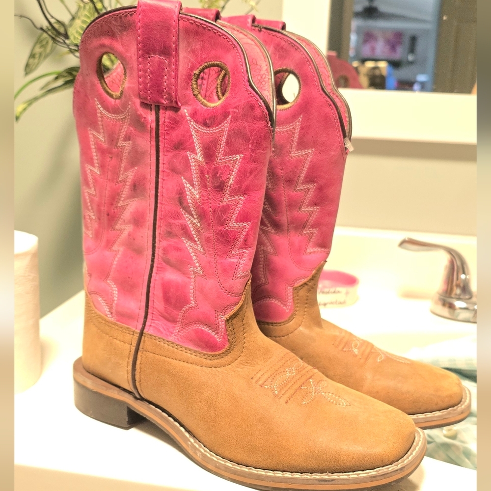 Shyanne Pink and Brown Western Boots